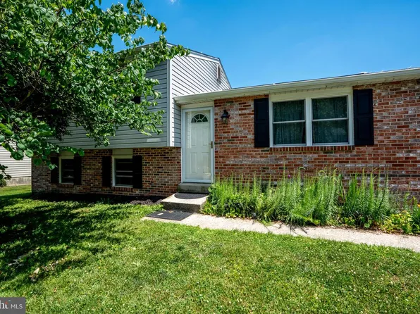 126 Challedon Dr, Walkersville, MD 21793
