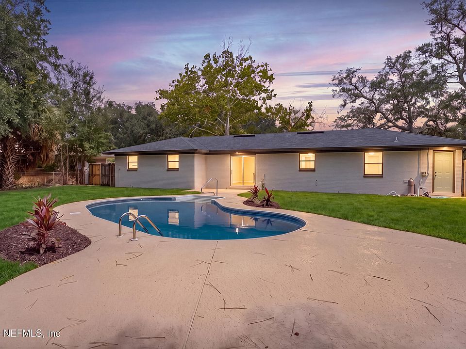 1st image of 333 DILLON Court