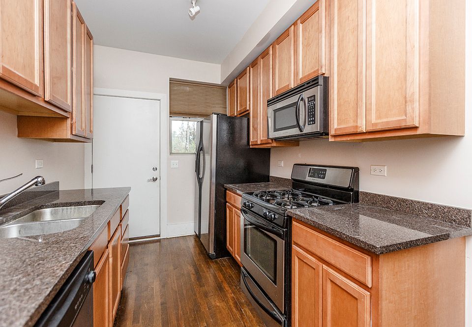 1st image of 3451 N Wolcott #3-3455