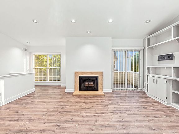 5th image of 51 Meadow Ln