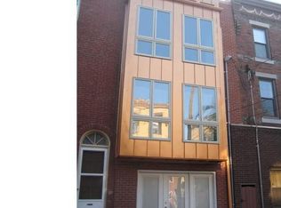 915 S 6th St, Philadelphia, PA 19147