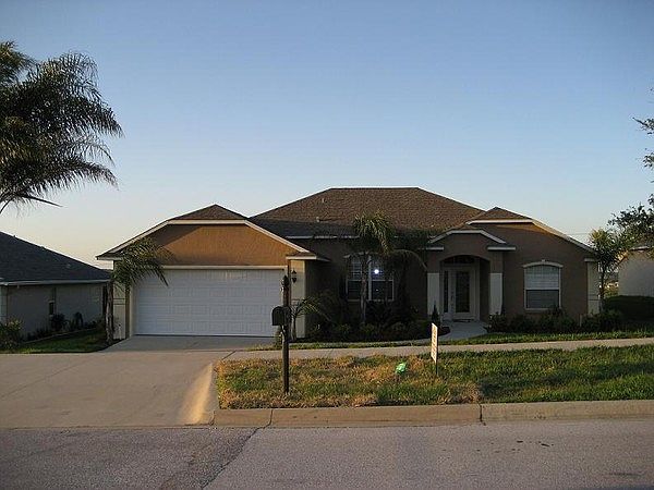 1st image of 831 Princeton Dr