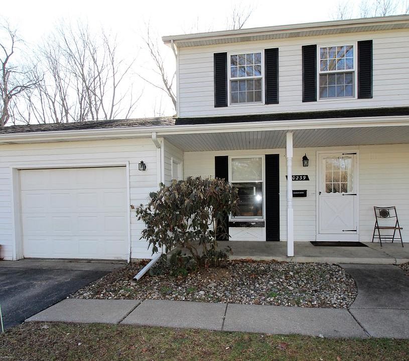 1st image of 10239 Cricklewood Ct