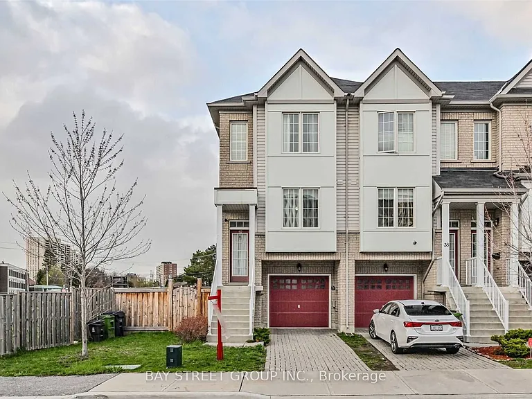 40 Mantello Dr — Photo 1