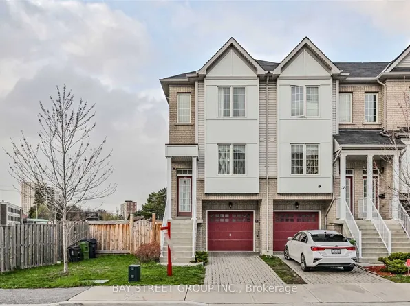 40 Mantello Dr, Toronto, ON M3J 0H5