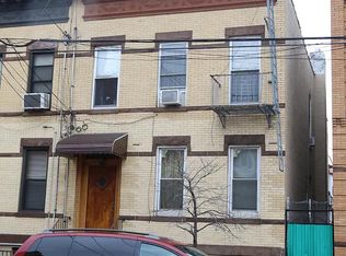 6066 Catalpa Ave, Flushing, NY 11385