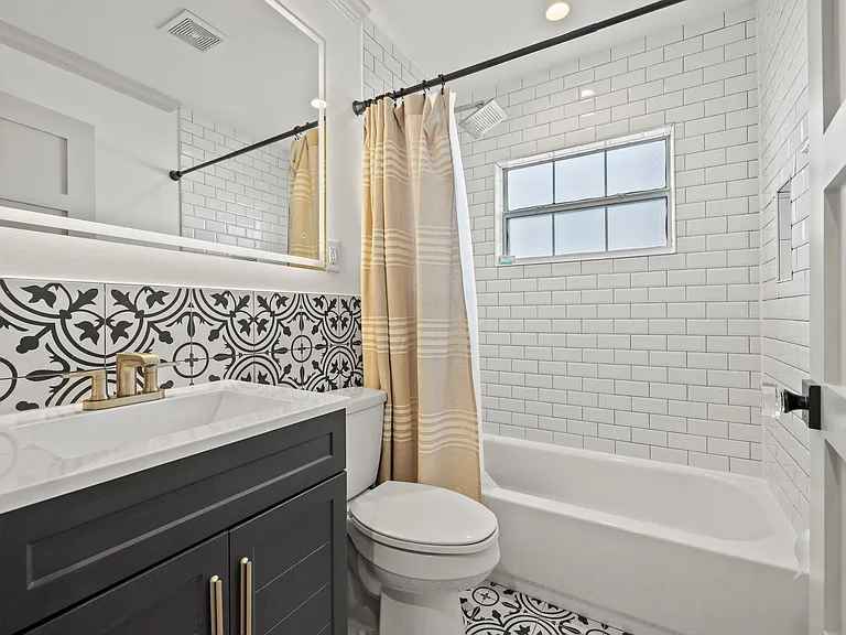11225 2nd St E #A — Photo 22