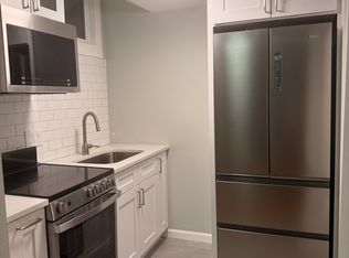 857 Beacon St APT B2, Boston, MA 02215