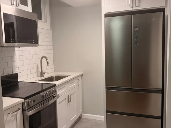 857 Beacon St, Boston, MA