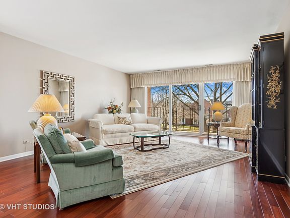 3rd image of 441 N Park Blvd APT 3G