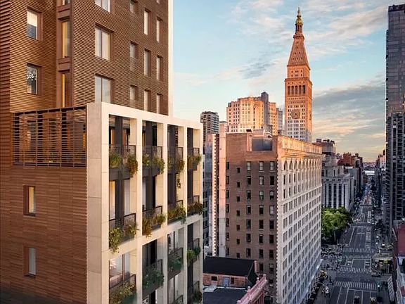 5th image of 39 W 23rd St #5A