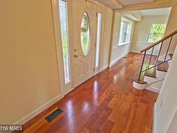 2nd image of 4225 Petal Ct
