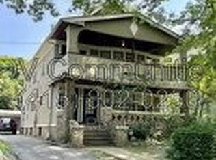 1647 Hillcrest Rd #3, Cleveland, OH 44118