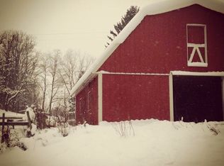 862 Lincoln Lake Ave NE, Lowell, MI 49331