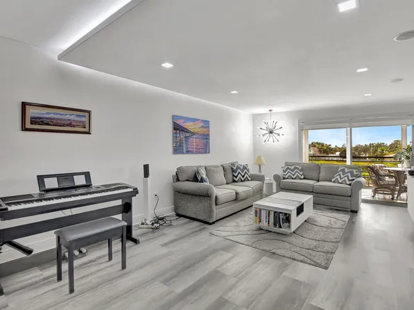 23370 Carolwood Lane #304, Boca Raton, FL 33428