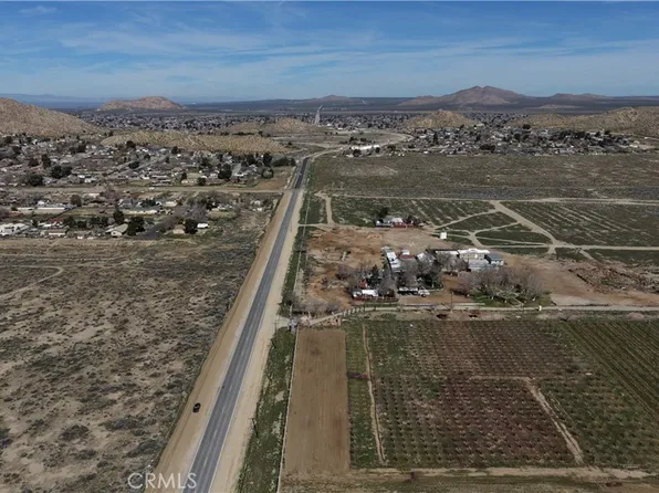 3079 7th St W, Palmdale, CA 93551