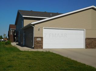 4949 51st St S, Fargo, ND 58104