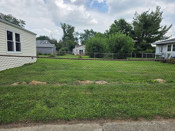 4th image of 417 Summit Ave