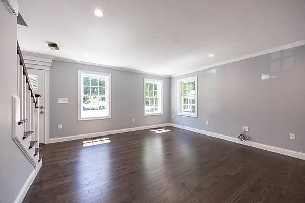 122 Canal St — Photo 2