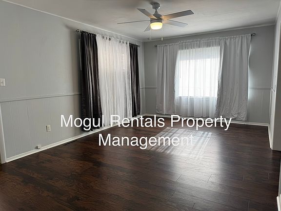 3rd image of 3530 S Hiram Ave