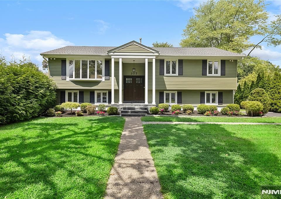1st image of 377 Chelsea Street