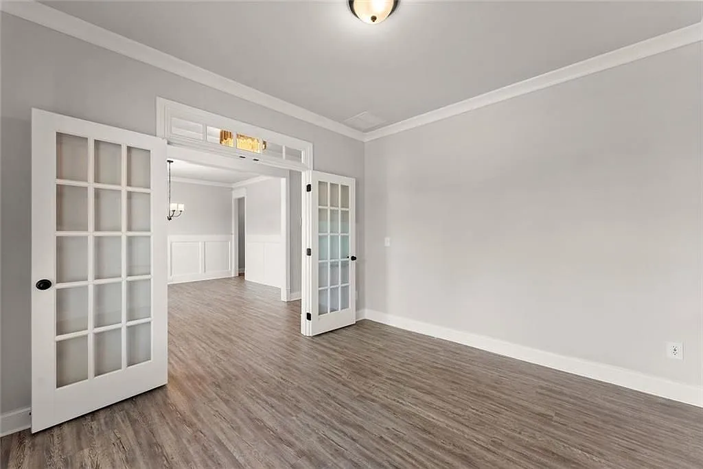 5 bed, 4.0 bath, 3540 sqft, $3,750 — Photo 4