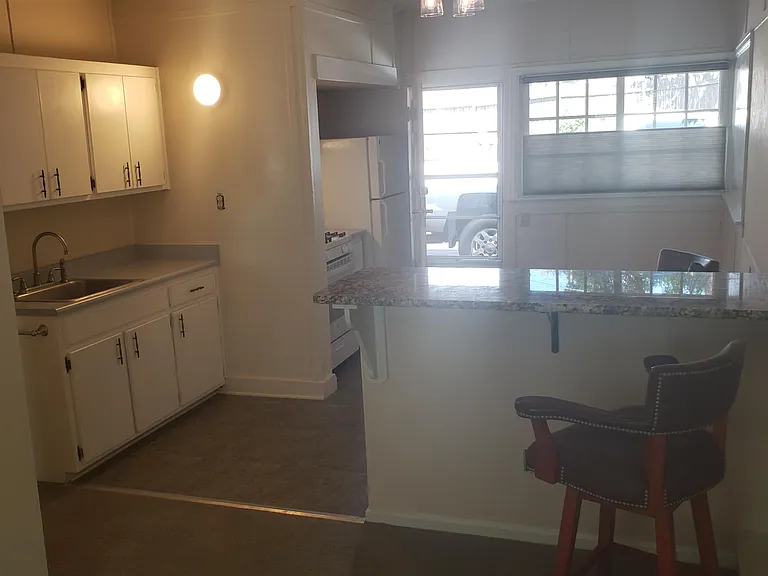 502 Canon Ave #B — Photo 16