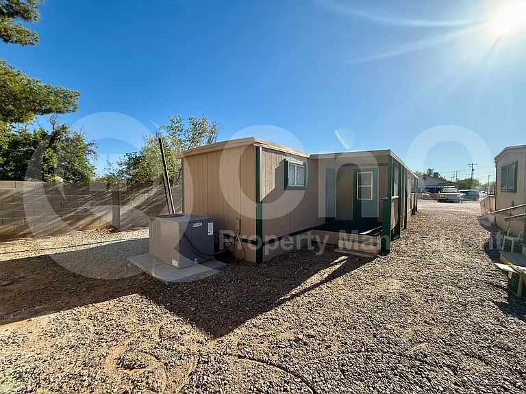 229 N Palm St #7 — Photo 4