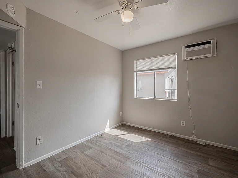 622 N 30th Pl Unit 1 Phoeniix, Az — Photo 24