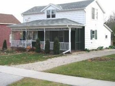 213 E Main St, Glenbeulah, WI, 53023