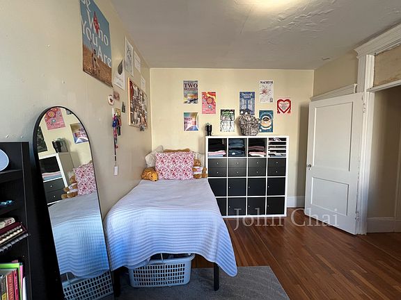3rd image of 71 Chester St APT 5