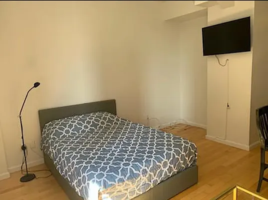 Rented by New York Residence | media 3