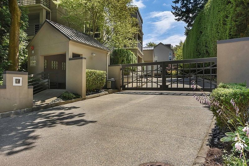 1st image of 510 Kirkland Ave APT 205