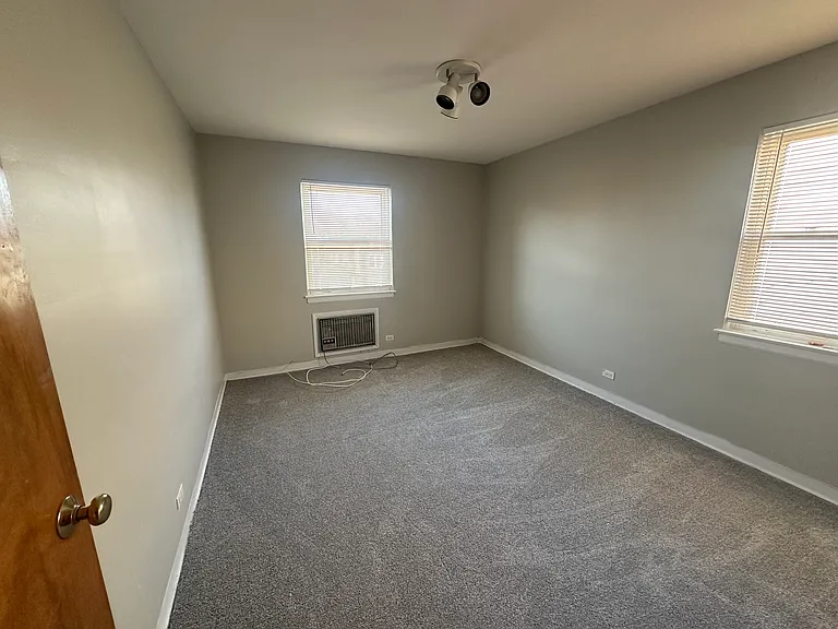 2644 W Balmoral Ave #1 — Photo 10
