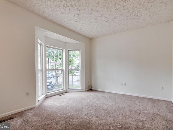 5th image of 8331 Frostwood Dr