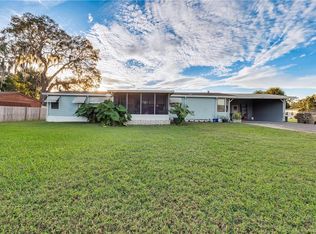 31639 Gladys Ln, Tavares, FL 32778