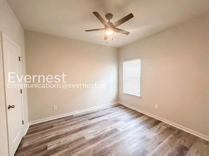 7762 Plymouth Dr — Photo 18