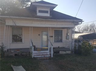 751 W Waco Ave, Cooper, TX 75432