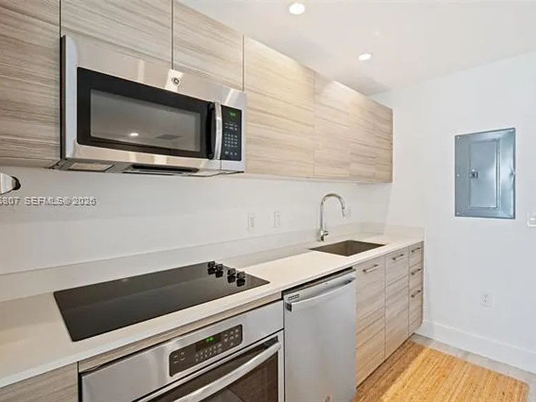 121 NE 34th St #2314 — Photo 17
