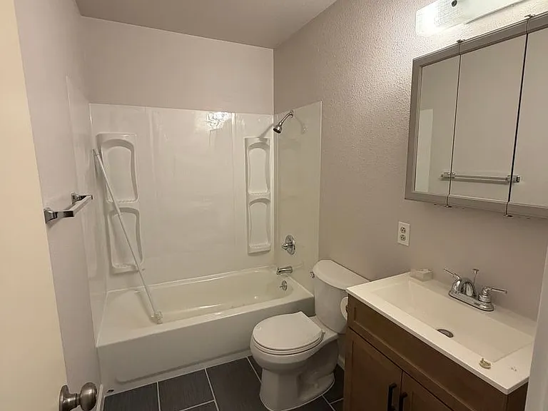 1117 N Alameda Ave — Photo 7