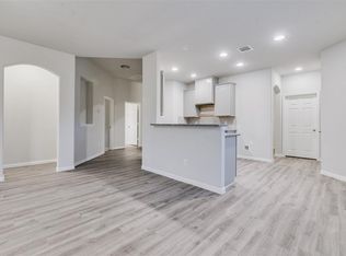 315 Red Maple Ln, Conroe, TX 77304