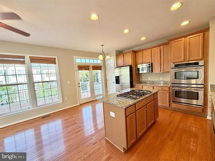 16325 Flotsam Ln — Photo 10