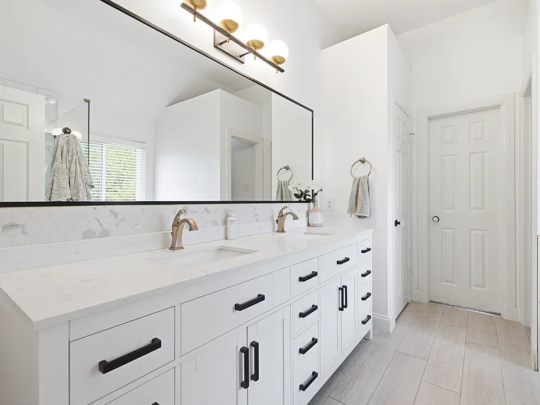 5803 Cedar Cliff Dr — Photo 6