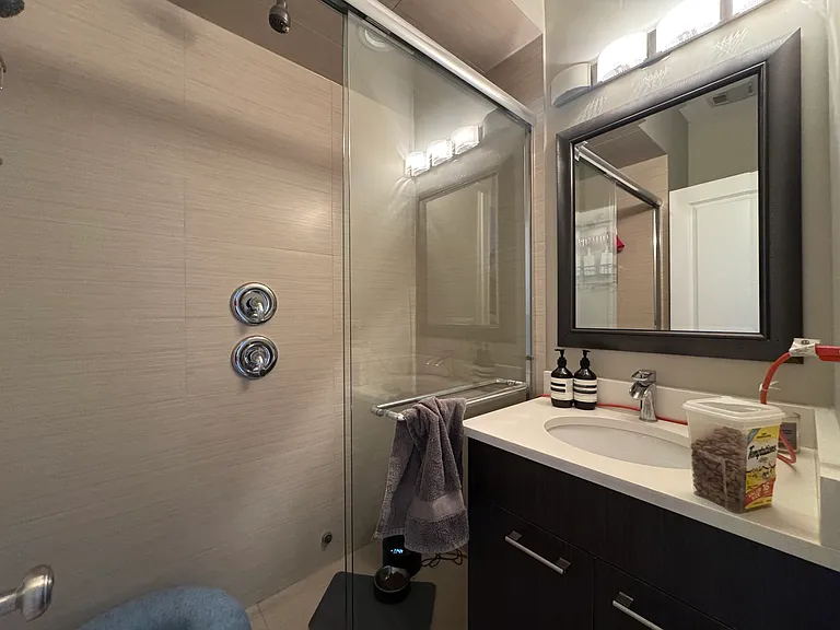 2527 W Fullerton Ave #2 — Photo 5