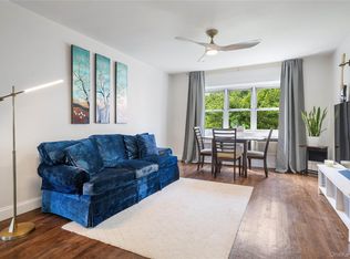 183 Drake Ave APT 1K, New Rochelle, NY 10805