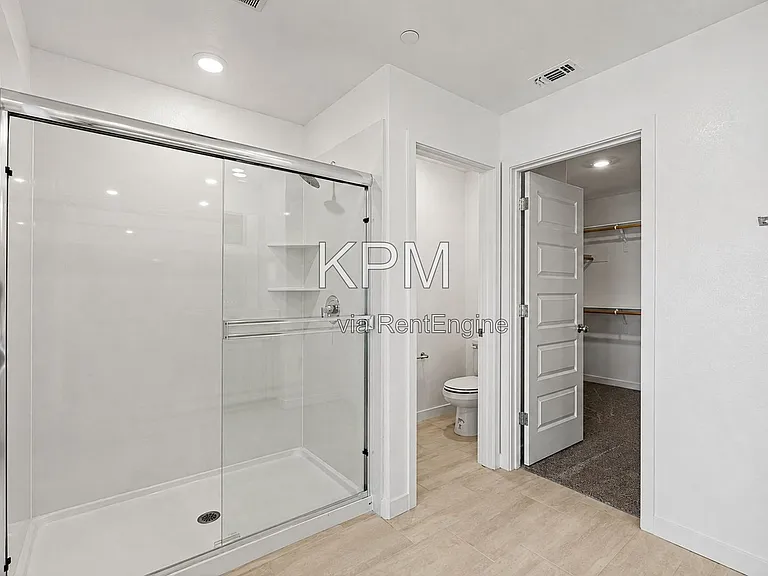 10925 Admiral Cove Way #1 — Photo 14