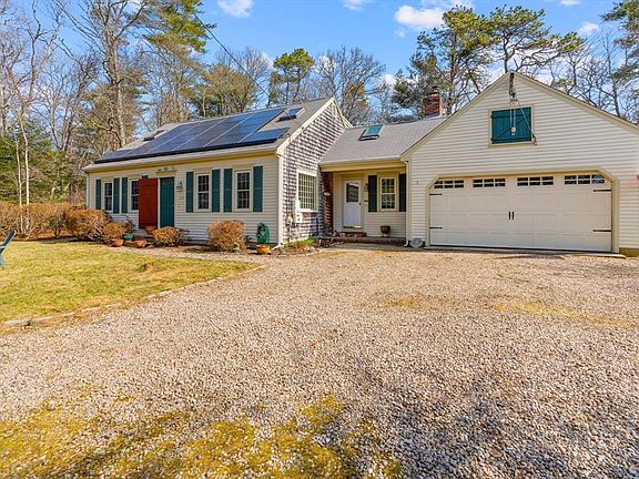 4th image of 352 Nye Rd