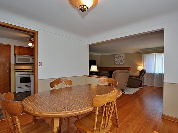 5th image of 7817 Monterey Ave