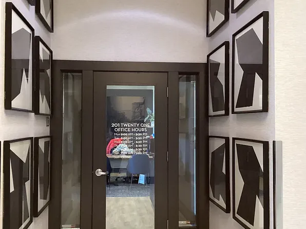 201 Twenty One, 201 W 21st St #4435ab9b7, Norfolk, VA 23517