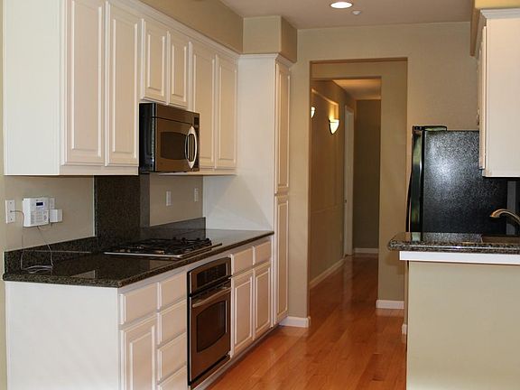 5th image of 3721 Whitworth Dr